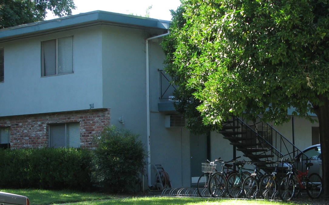 Information about "Orange_Tree_Exterior.JPG" on orange tree apartments
